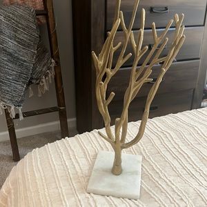 super cute jewelry tree !!📿